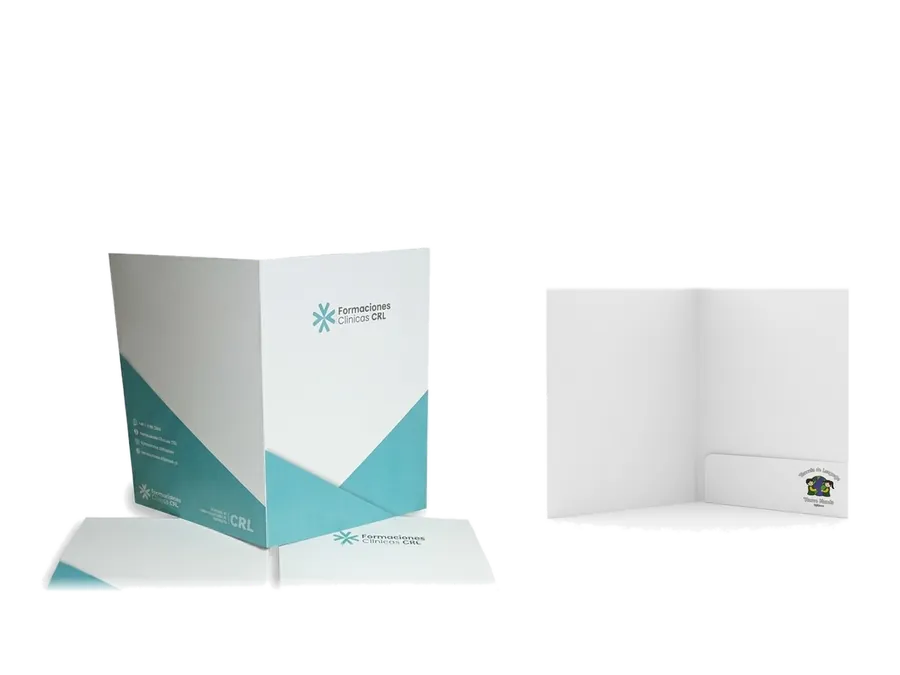 Carpeta corporativa de Formaciones Clínicas CRL, portada impresa en turquesa y bolsillo interior